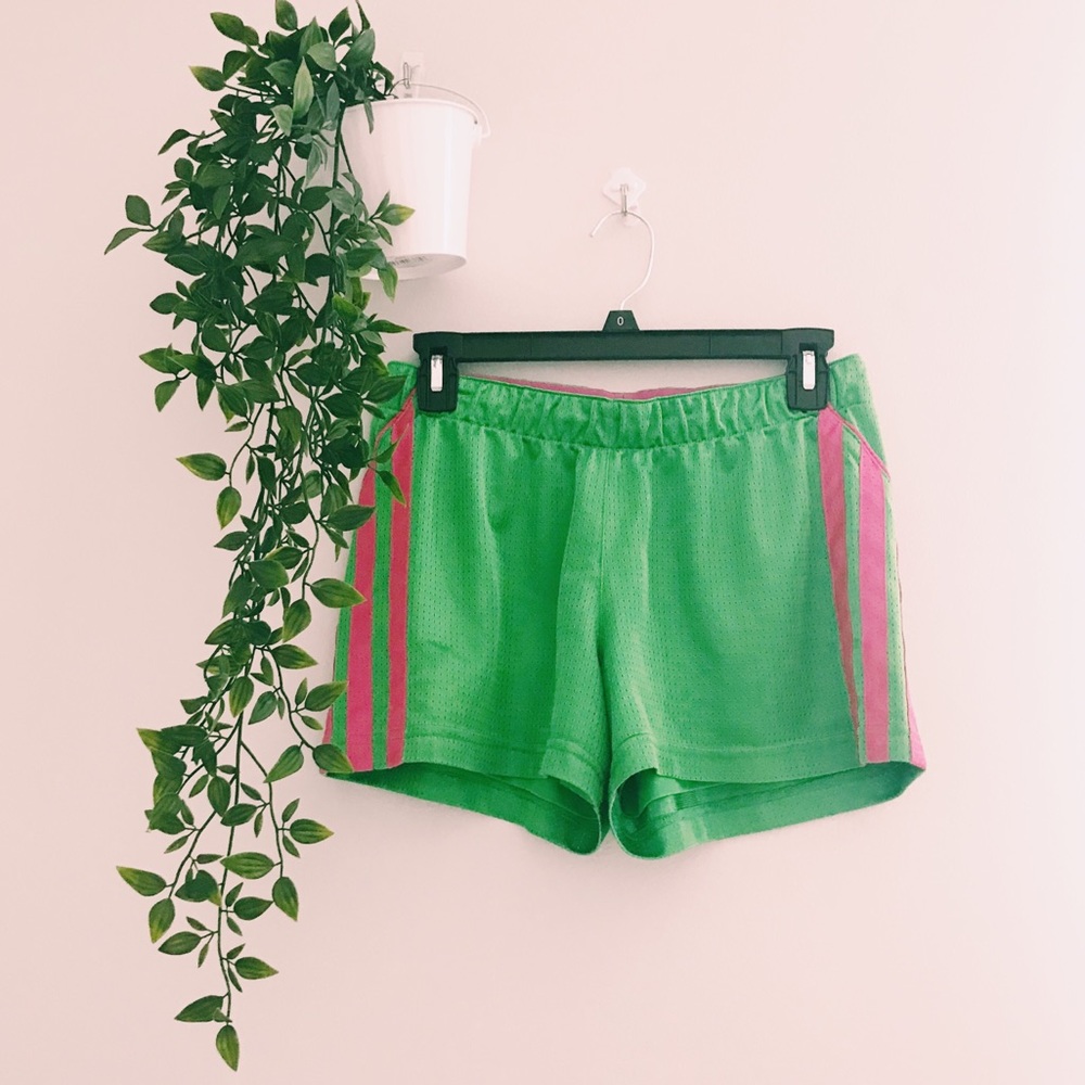 Adidas Shorts 🌷